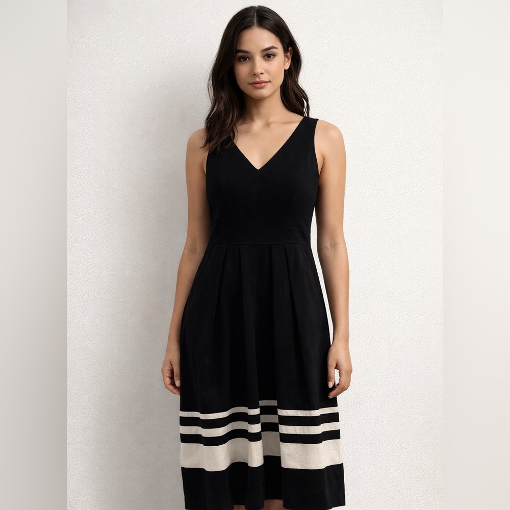 Sunhee Elegant Black and White Dress